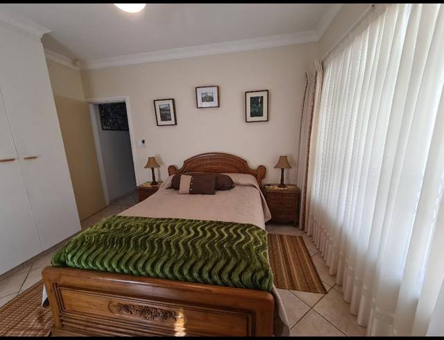 4 BEDROOM TOWNHOUSE FOR SALE IN SHELLY BEACH